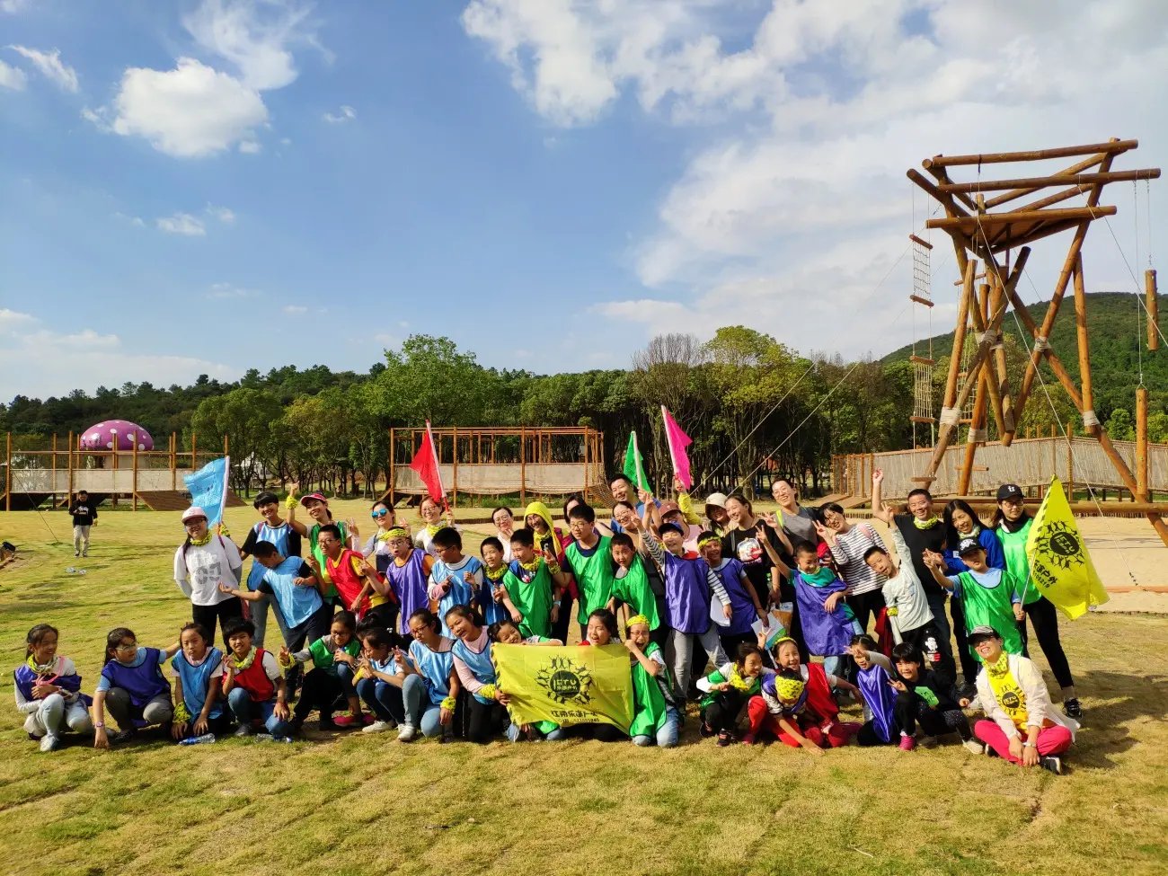 培训机构夏令营合作-太湖湾露营谷房车拓展基地